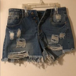 SHEIN| bleach washed cut offs!